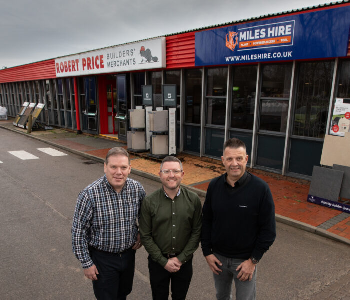 two-proud-welsh-independents-join-forces:-miles-hire-&-robert-price