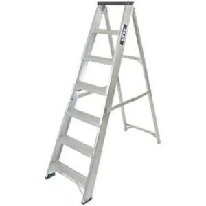 STEP LADDER - 8 TREAD