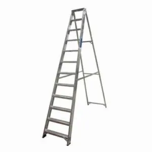 STEP LADDER - 12 TREAD [INC PLATFORM]